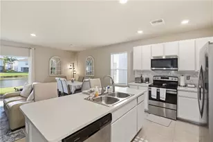 15388 Wildflower Cir, Naples, FL 34119 - Photo 10