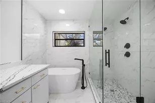 588 Tierra Mar Ln, Naples, FL 34108 - Photo 22