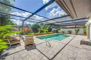 588 Tierra Mar Ln, Naples, FL 34108 - Photo 34