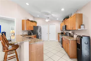 611 8th St SE, Naples, FL 34117 - Photo 18