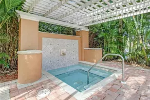 1190 Wildwood Lakes Blvd, Naples, FL 34104 - Photo 22