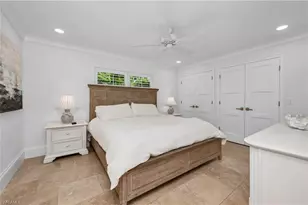 718 Old Trail Dr, Naples, FL 34103 - Photo 8