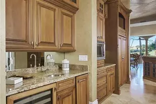 2944 Bellflower Ln, Naples, FL 34105 - Photo 12