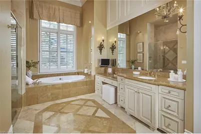 2944 Bellflower Ln, Naples, FL 34105 - Photo 18