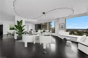 5555 Heron Point Dr, Naples, FL 34108 - Photo 8