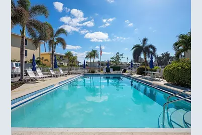 2082 Gulf Shore Blvd N #111, Naples, FL 34102 - Photo 14