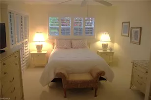 200 Valley Stream Dr, Naples, FL 34113 - Photo 10