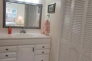 200 Valley Stream Dr, Naples, FL 34113 - Photo 20