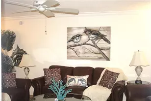 200 Valley Stream Dr, Naples, FL 34113 - Photo 8