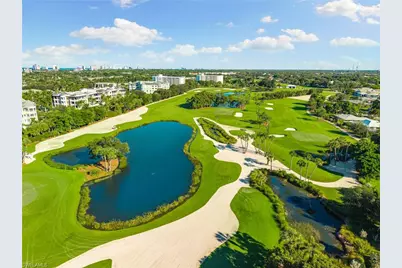 77 Cypress Point Dr, Naples, FL 34105 - Photo 14