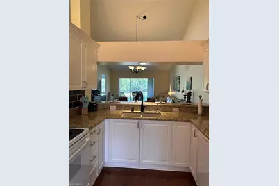 321 Robin Hood Cir #201, Naples, FL 34104 - Photo 6