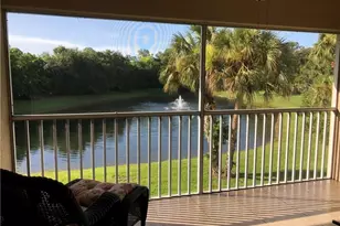 321 Robin Hood Cir, Naples, FL 34104 - Photo 16