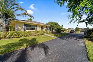 50 Glades Blvd, Naples, FL 34112 - Photo 4