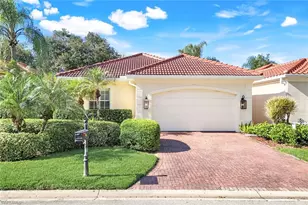 915 Fountain Run, Naples, FL 34119 - Photo 2