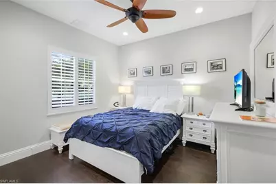 915 Fountain Run, Naples, FL 34119 - Photo 16