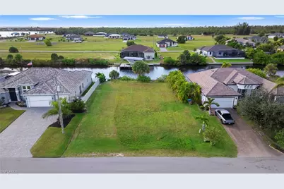 3709 NW 43rd Ave, Cape Coral, FL 33993 - Photo 4