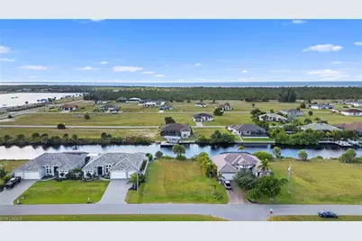 3709 NW 43rd Ave, Cape Coral, FL 33993 - Photo 12