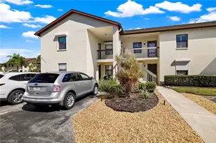 9270 Lake Park Dr, Fort Myers, FL 33919 - Photo 1