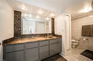 17451 Overhill Dr, Fort Myers, FL 33908 - Photo 4