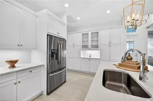 8877 Yucatan Ct, Naples, FL 34112 - Photo 10