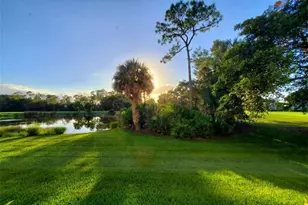 925 Eastham Way, Naples, FL 34104 - Photo 2