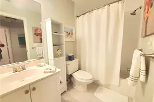 925 Eastham Way, Naples, FL 34104 - Photo 14