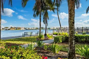 1001 10th Ave S, Naples, FL 34102 - Photo 26