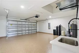 2619 27th St SW, Lehigh Acres, FL 33976 - Photo 38