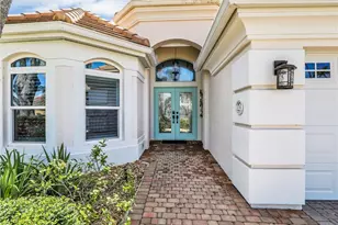 1774 Ivy Pointe Ct, Naples, FL 34109 - Photo 4