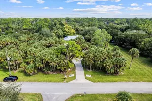 640 13th St NW, Naples, FL 34120 - Photo 36