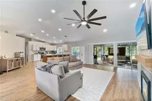 640 13th St NW, Naples, FL 34120 - Photo 8