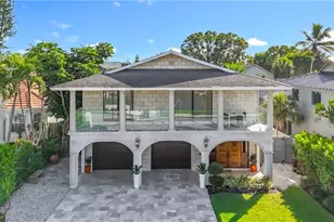 10242 Vanderbilt Dr, Naples, FL 34108 - Photo 1