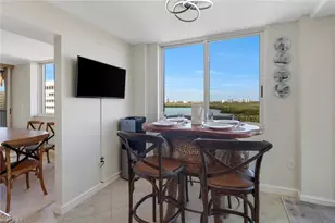 25 Bluebill Ave, Naples, FL 34108 - Photo 16