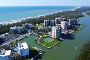 25 Bluebill Ave, Naples, FL 34108 - Photo 40