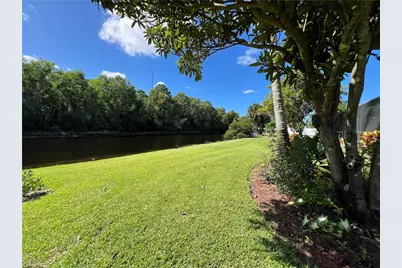 4724 32nd Ave SW, Naples, FL 34116 - Photo 10