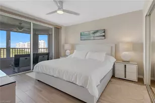 25 Bluebill Ave, Naples, FL 34108 - Photo 24