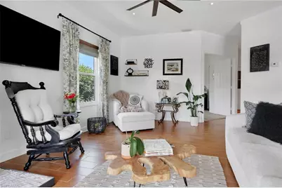 6555 Willow Lake Cir, Fort Myers, FL 33966 - Photo 8