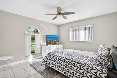 258 Willoughby Dr, Naples, FL 34110 - Photo 18