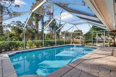 258 Willoughby Dr, Naples, FL 34110 - Photo 24