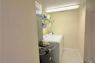 8274 Key Royal Cir, Naples, FL 34119 - Photo 20