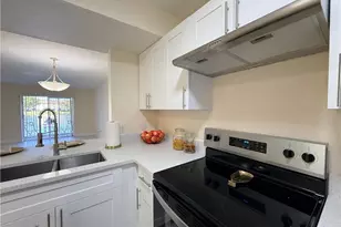 8274 Key Royal Cir, Naples, FL 34119 - Photo 6