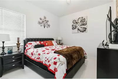 2960 6th Ave NE, Naples, FL 34120 - Photo 16