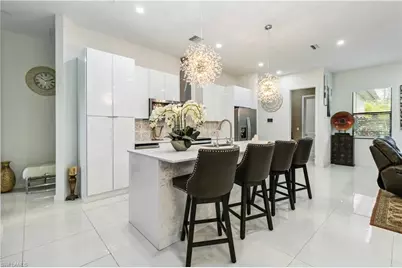 2960 6th Ave NE, Naples, FL 34120 - Photo 8