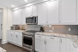 1030 3rd Ave S, Naples, FL 34102 - Photo 8