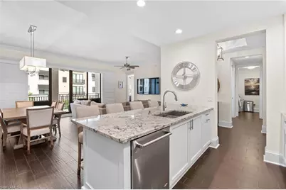 1030 3rd Ave S #319, Naples, FL 34102 - Photo 2