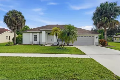 571 Chamonix Ave S, Lehigh Acres, FL 33974 - Photo 2