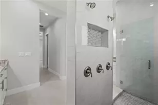 70 33rd Ave NW, Naples, FL 34120 - Photo 22