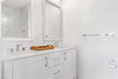 850 Central Ave #305, Naples, FL 34102 - Photo 10
