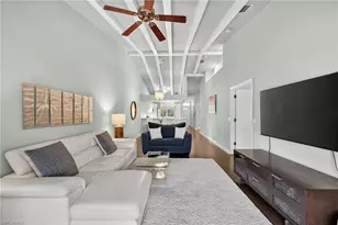 2100 Cascades Dr, Naples, FL 34112 - Photo 16