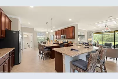 18626 Marlin Kite Ln, North Fort Myers, FL 33917 - Photo 2